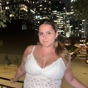 Meet your Posher, Sarah